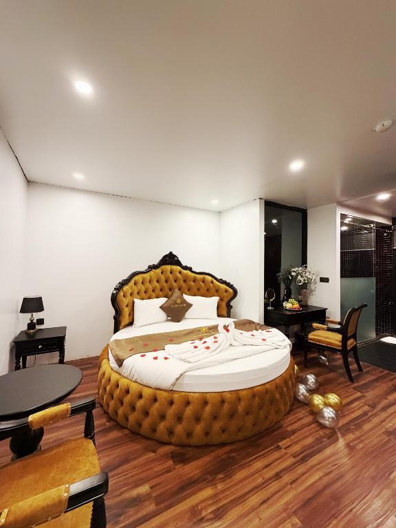 Golden Hotel – Hanoi
